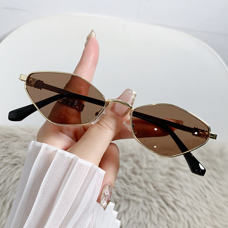 Batang Kalye Rhombus Cat Eye Sunglasses